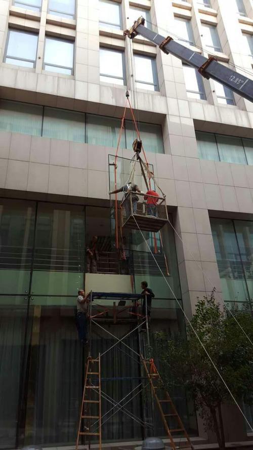 长沙江高玻璃幕墙装饰工程